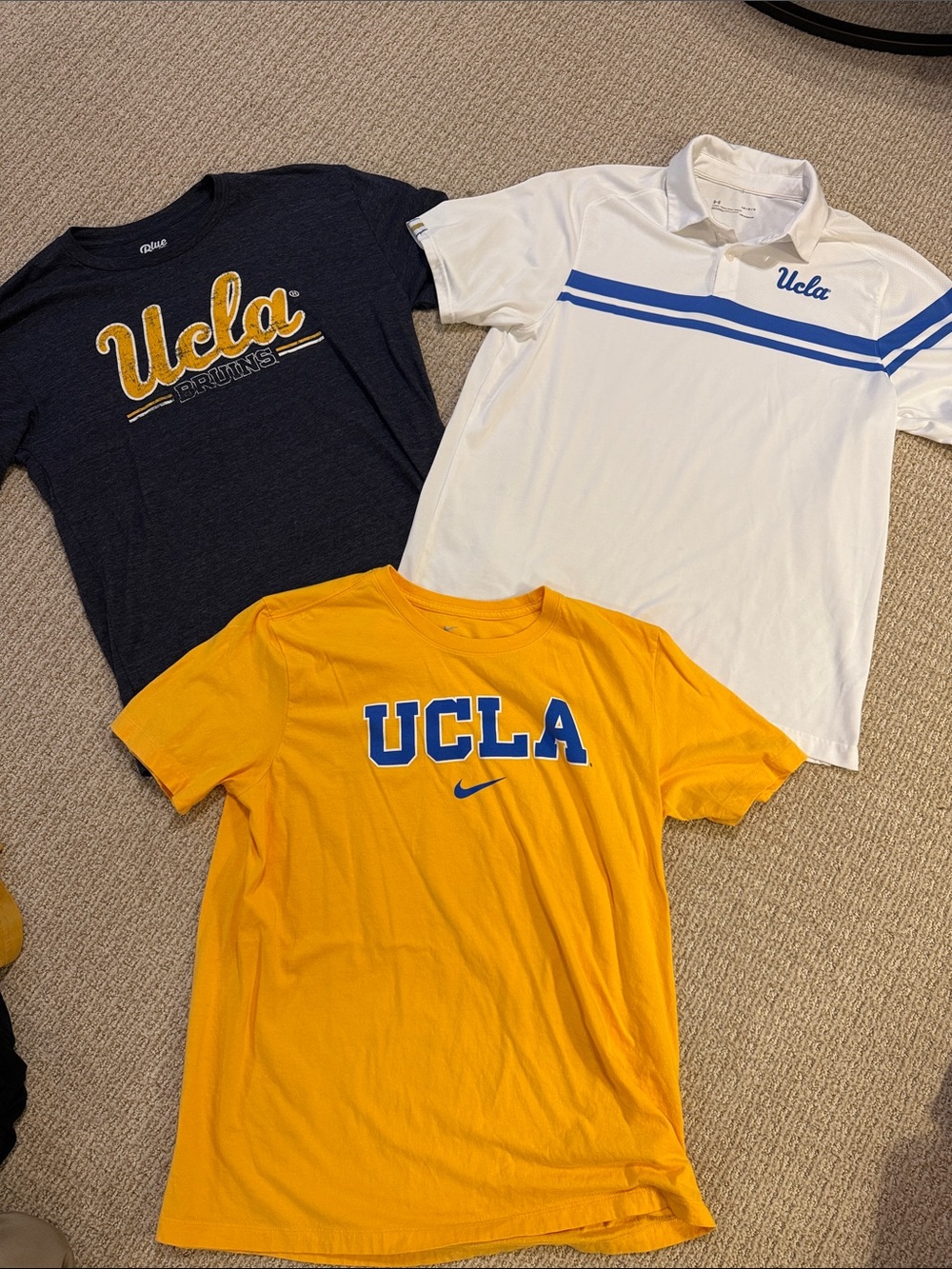Men’s UCLA lot of 2 tshirts Blue 84 Nike & Under Armour polo sz Large